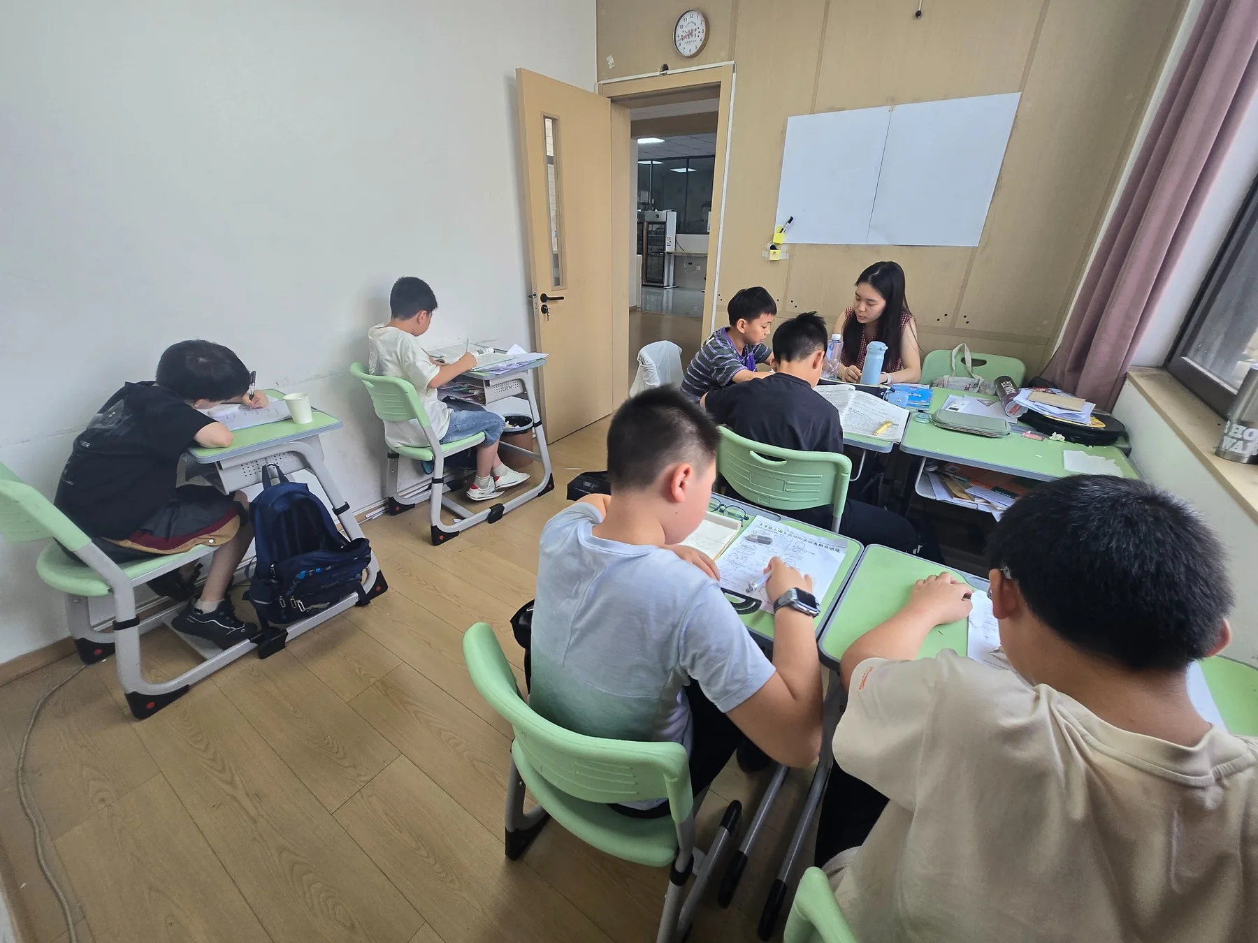 仲夏享悦分组作业陪伴实景